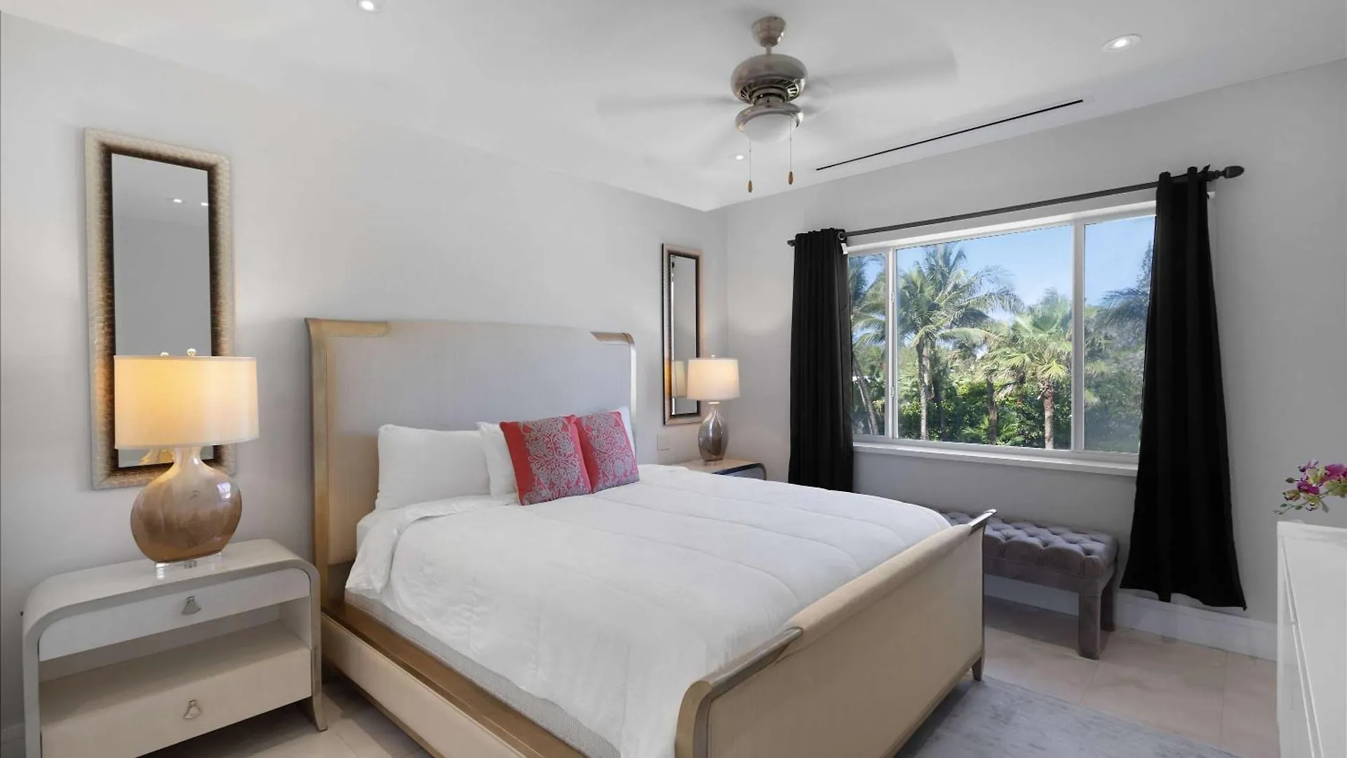 Cable Beach Condo With Ocean Views Nassau Apartment