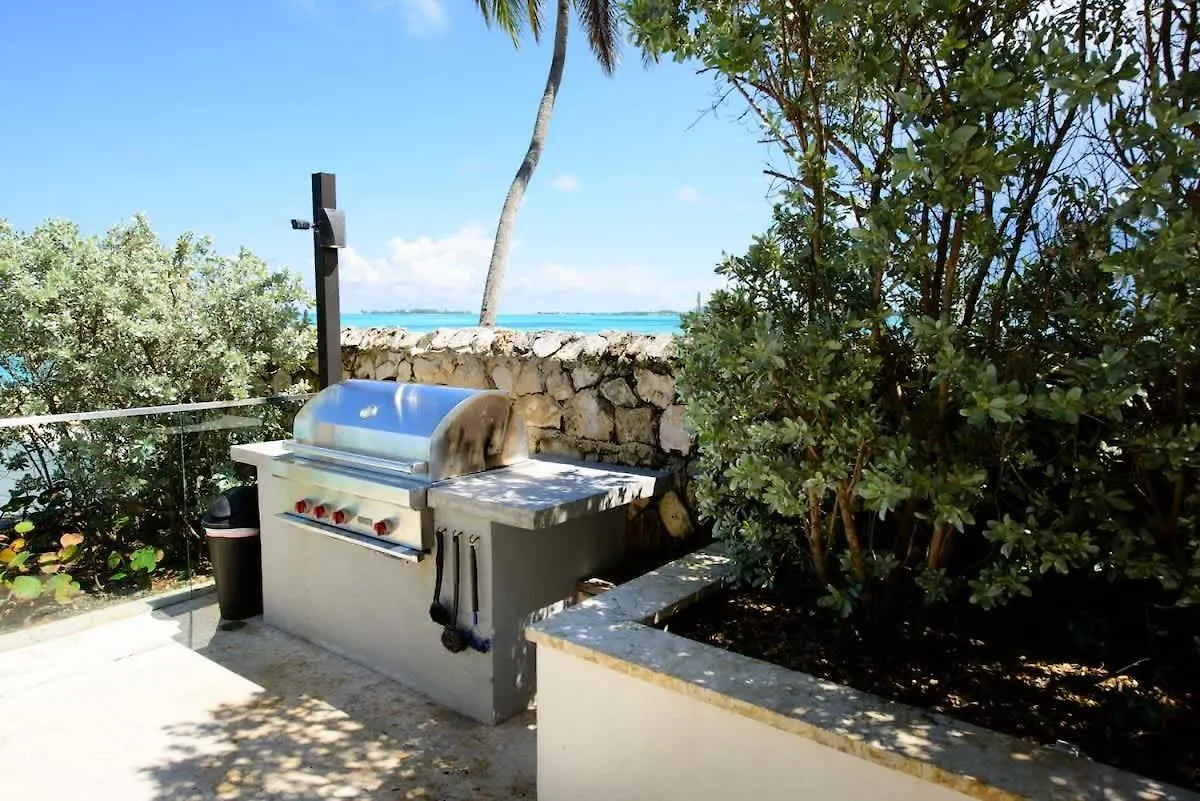Cable Beach Condo With Ocean Views Nassau